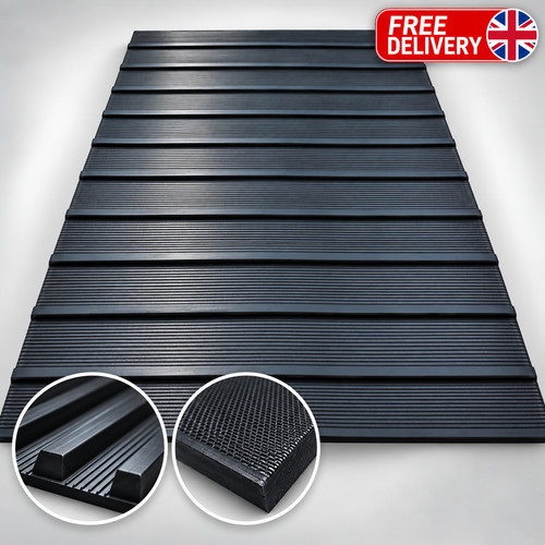 Rubber horsebox trailer - rubber,